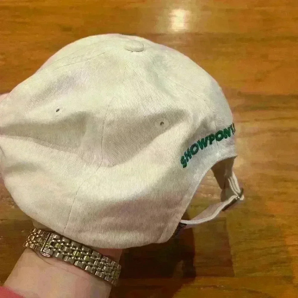Showpony adjustable hat - Picture 2 of 5